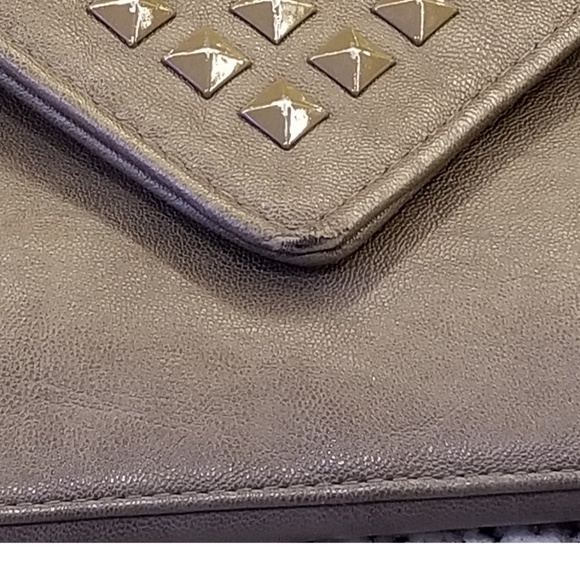 Moda Luxe Studded Clutch - Picture 5 of 6